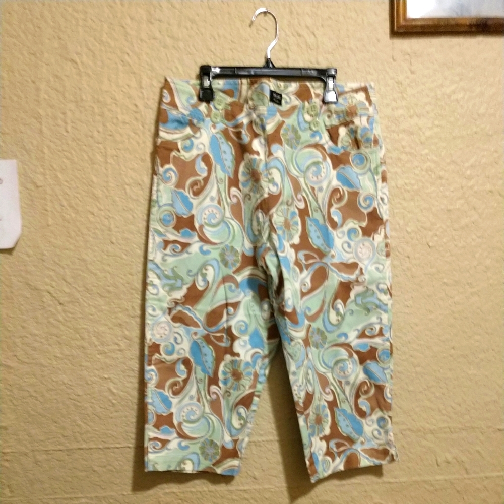 Nicole Miller Capri's Women's Paisley Design Pockets Button Front Size 10